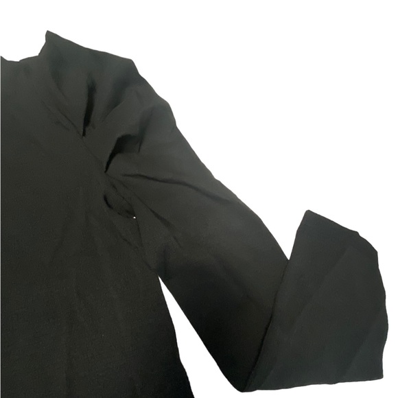 Black long sleeve poofy shoulder gauze like fabric shirt - Picture 5 of 6